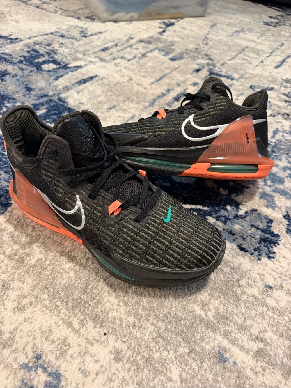 Nike Men’s LeBron Witness 6 Black Sequioa Crimson Plus